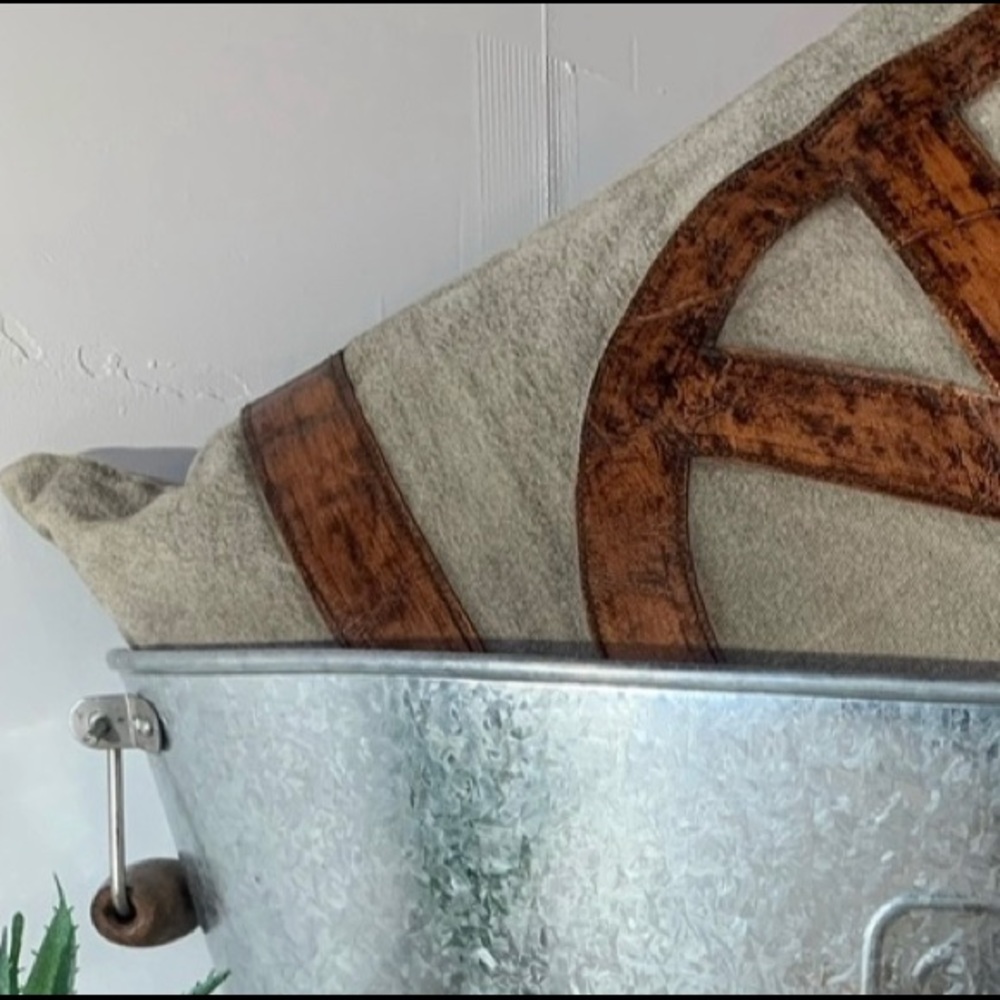 Peace cushion